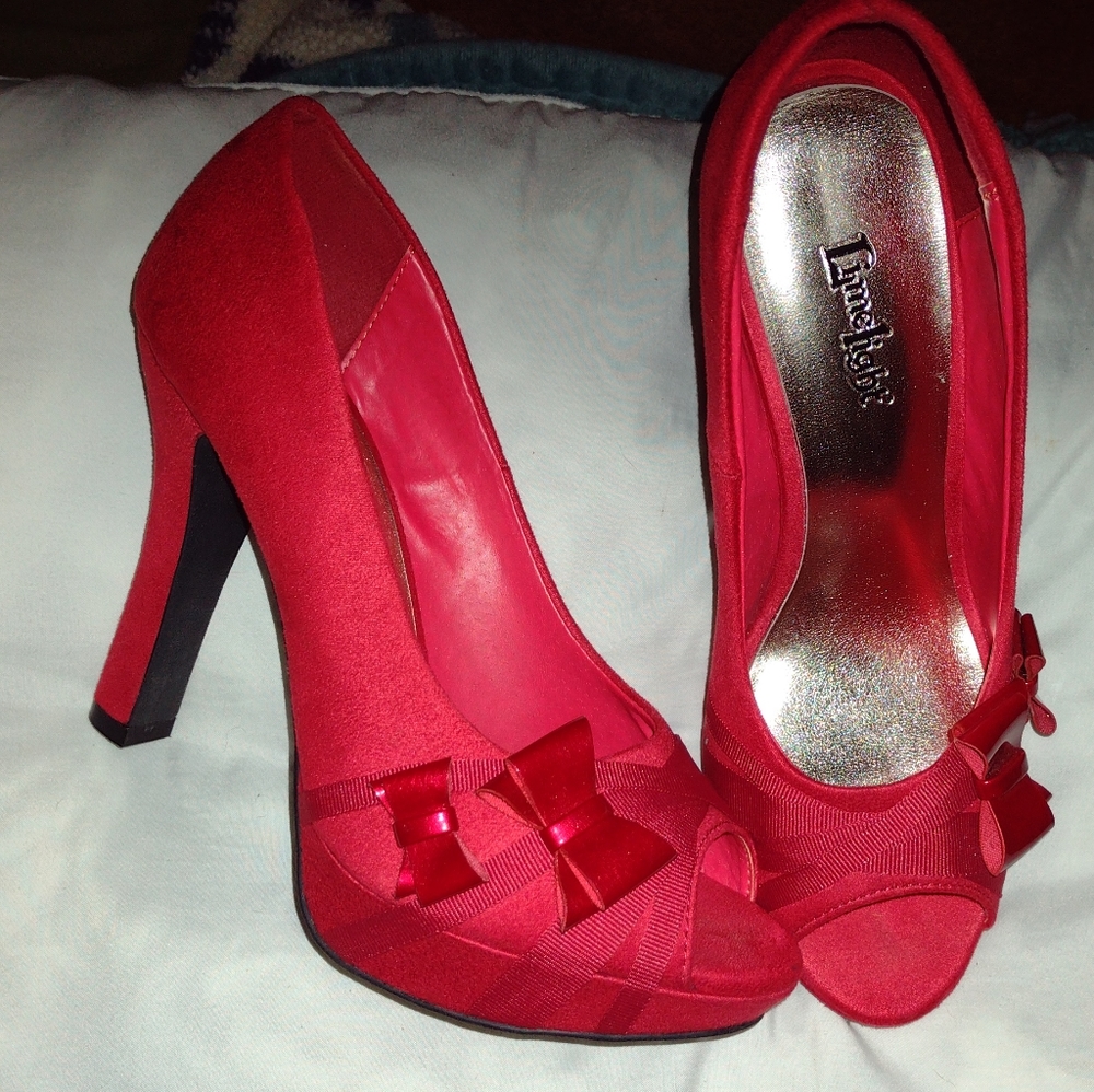 LIMELIGHT Doria Double Bows Red Suede Padded Peep Toe Shoes Size 7 1/2